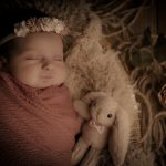 fotos delicadas de bebé recién nacida
